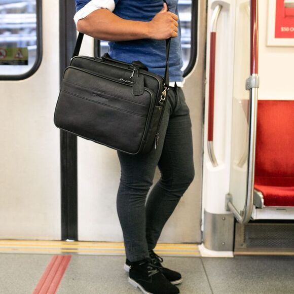 Alpine Swiss Messenger Bag Leather 15.6 Laptop Briefcase Portfolio Business Case - Picture 2 of 10